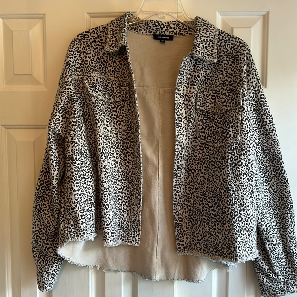Mittoshop Animal Print Jean Jacket 😍😍